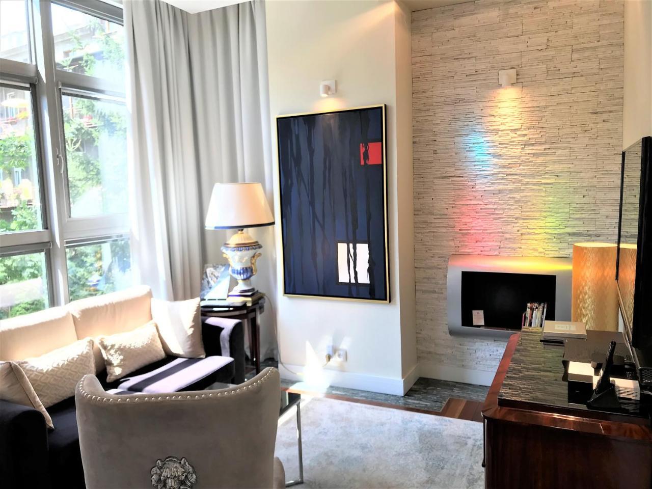 Mondrian Luxury Suites & Apartments Krakow Old Town エクステリア 写真