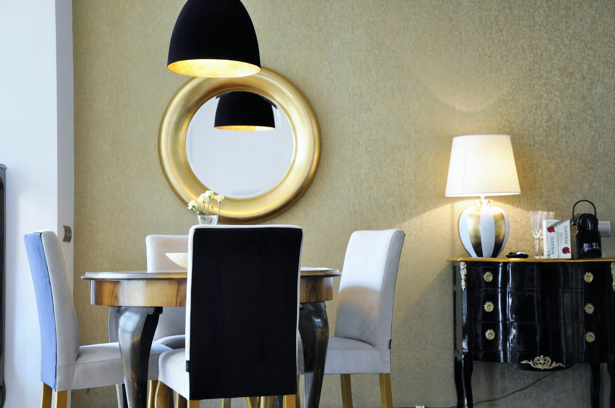Mondrian Luxury Suites & Apartments Krakow Old Town エクステリア 写真
