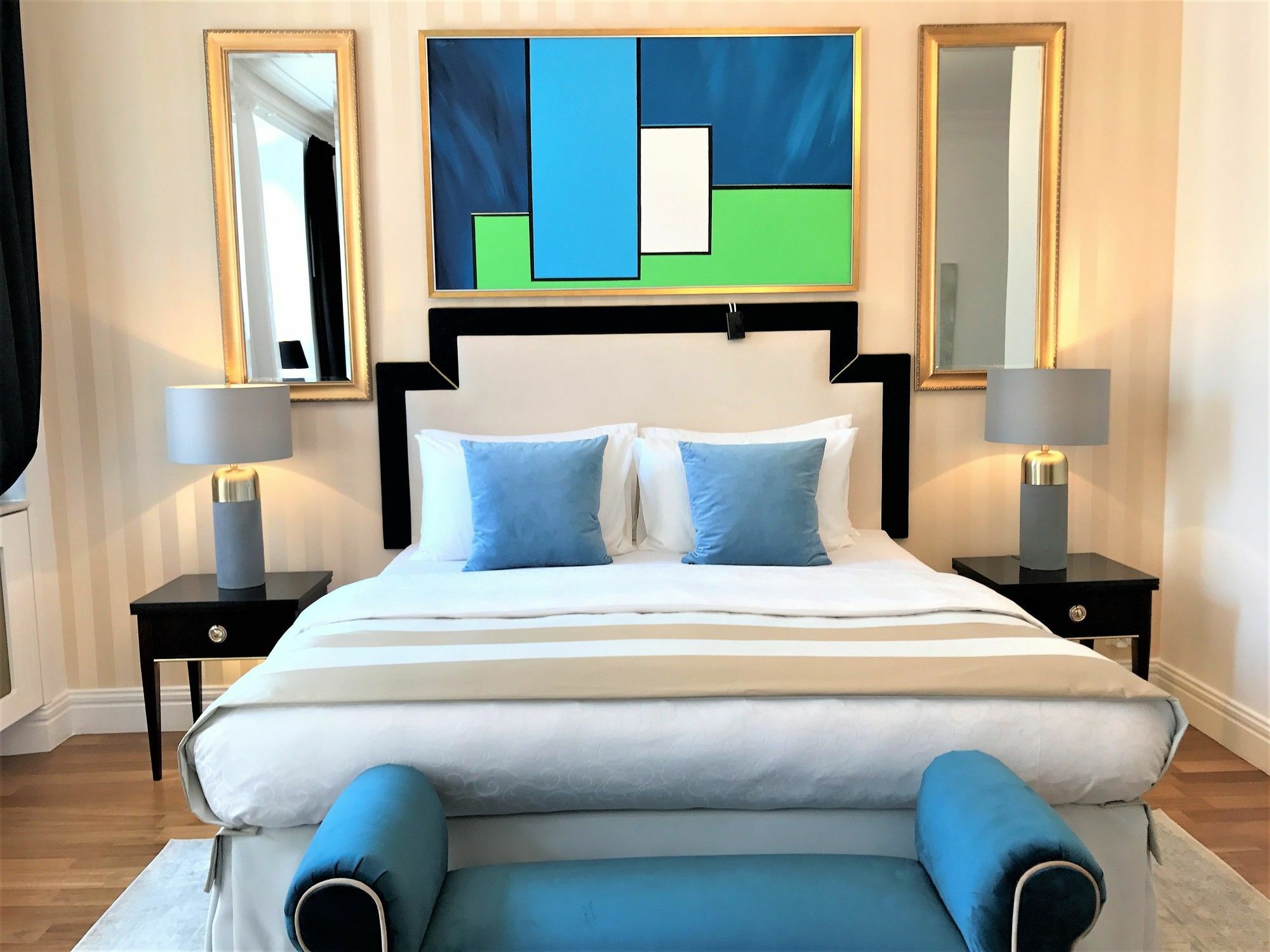 Mondrian Luxury Suites & Apartments Krakow Old Town エクステリア 写真
